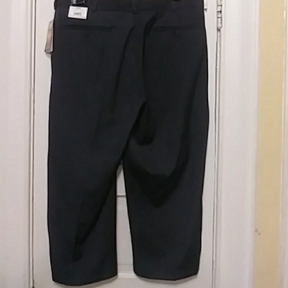 George - Picture 3 of 4